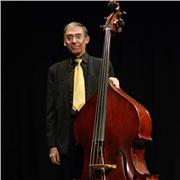 Sóc professor de llenguatge musical piano i contrabaix. I puc donar classes a partir de 7 anys i adults